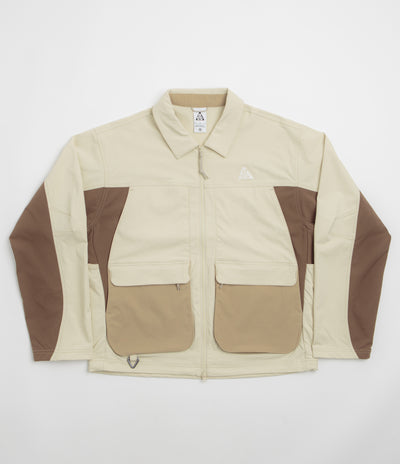 Nike ACG Smith Summit Jacket in Light Khaki and Parachute Beige / Summit White