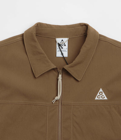Nike ACG Smith Summit Jacket in Mosswood Brown and Light Khaki / Summit White