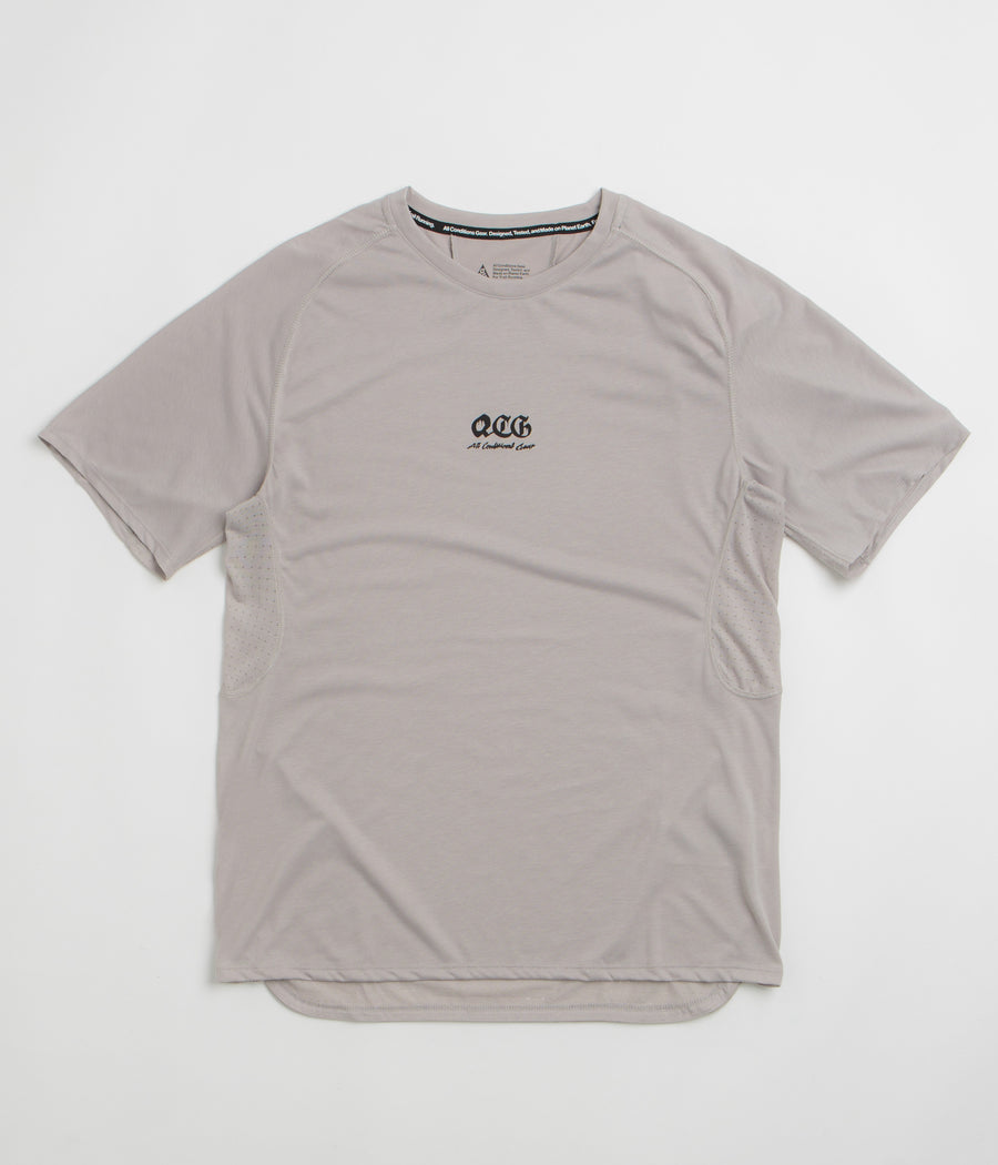 Nike ACG Solar Chase T-Shirt - College Grey / Black / Summit White