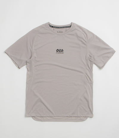 Nike ACG Solar Chase T-Shirt - College Grey / Black / Summit White