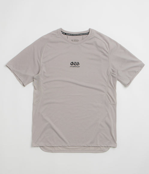 Nike ACG Solar Chase T-Shirt - College Grey / Black / Summit White