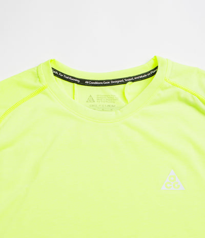 Nike ACG Solar Chase T-Shirt - Volt Ice / Mean Green / Summit White