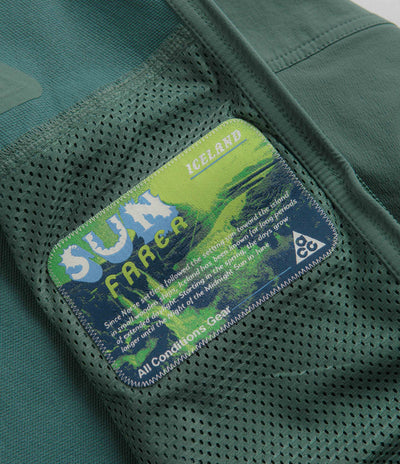 Nike ACG Sun Farer Jacket in Bicoastal and Vintage Green / Summit White