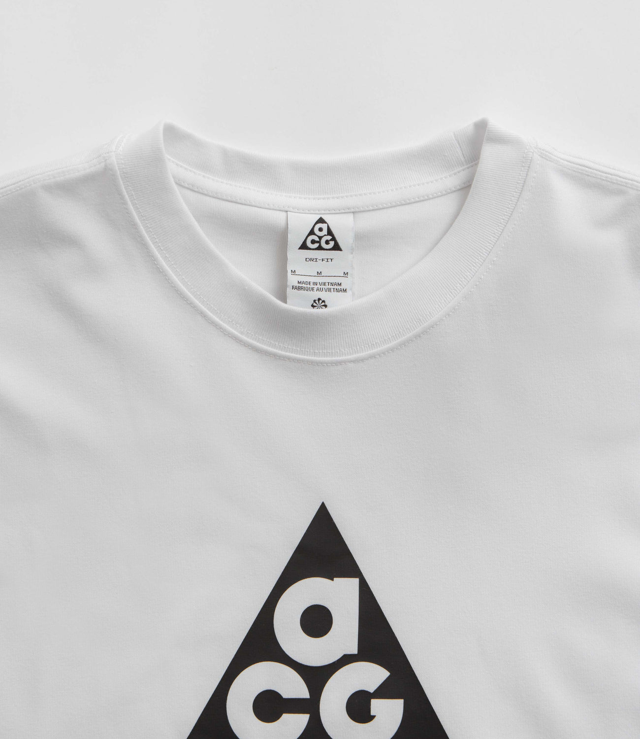 nike men acg tee summit white