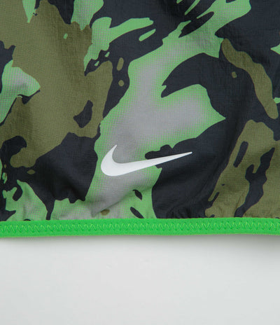 Nike ACG Trail Energy Jacket in College Grey and Black / Summit White