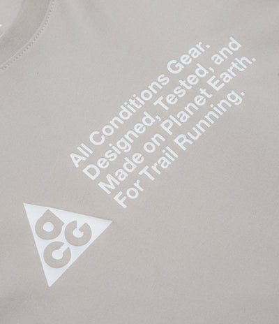 Nike ACG Trail Logo T-Shirt in College Grey