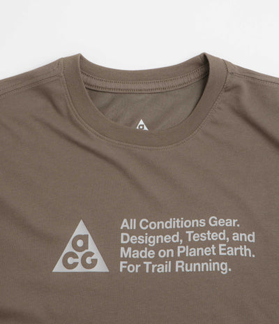 Nike ACG Trail Logo T-Shirt - Ironstone