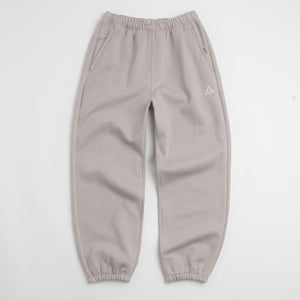 College Grey / Summit White