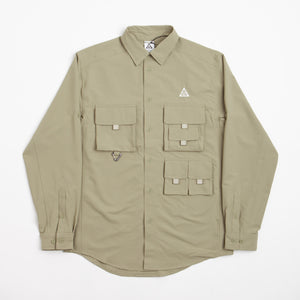 Neutral Olive / Summit White