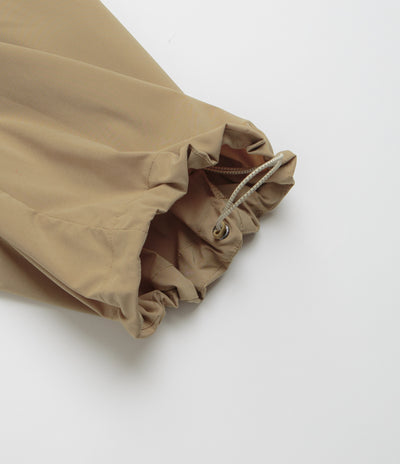 Nike ACG Womens Activitorium Pants in Parachute Beige and Light Khaki / Summit White