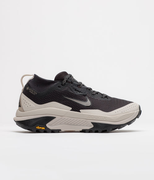 Nike ACG Zegama Gore-Tex Shoes - Black / Cave Stone - Cream II
