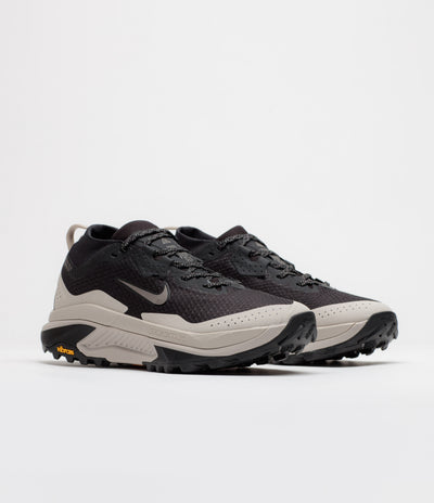Nike ACG Zegama Gore-Tex Shoes in Black and Cave Stone and Cream II
