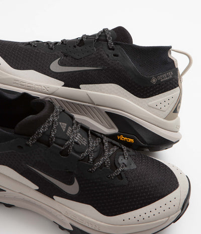 Nike ACG Zegama Gore-Tex Shoes in Black and Cave Stone and Cream II