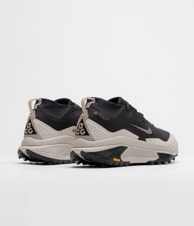 Nike ACG Zegama Gore-Tex Shoes in Black and Cave Stone and Cream II
