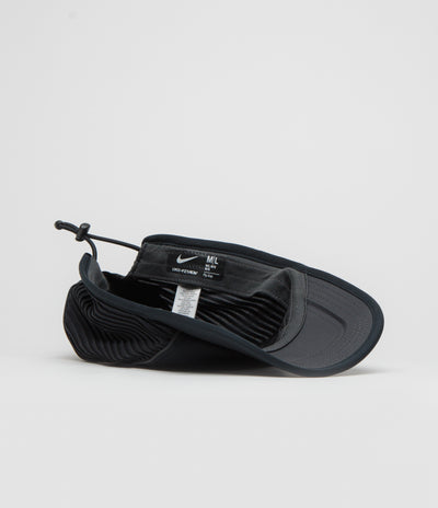 Nike AeroBill Cap in Black and Anthracite / Black