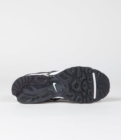 Nike Air Kukini SE Shoes in Black and Anthracite and White - Phantom