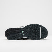 Nike Air Kukini SE Shoes in Black and Anthracite and White - Phantom thumbnail