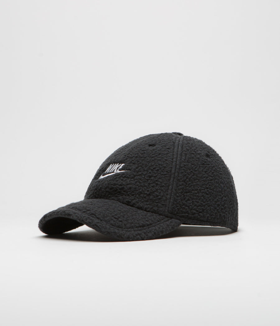 Nike Club Cap in Black