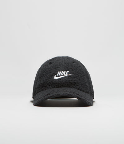 Nike Club Cap in Black