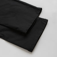 Nike Club Cargo Pants in Black and Black thumbnail