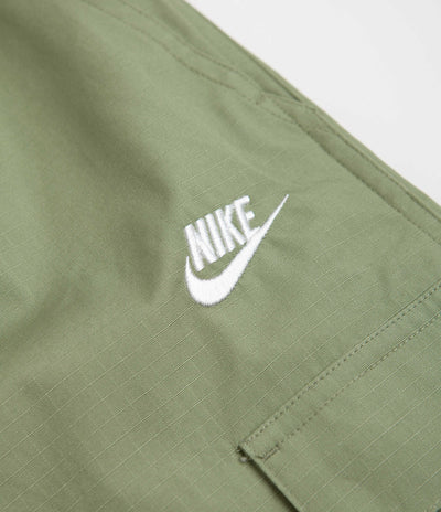 Nike Club Cargo Shorts - Oil Green / White