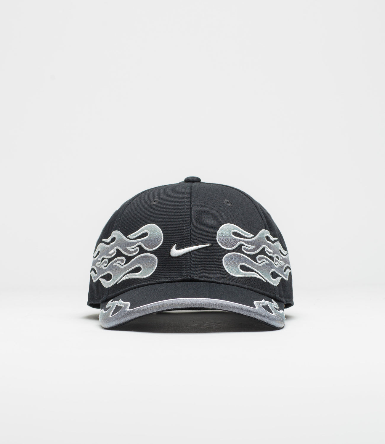 Nike Club Structured OG Flame Cap - Black | flatspot