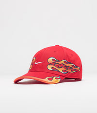 Nike Club Structured OG Flame Cap in University Red