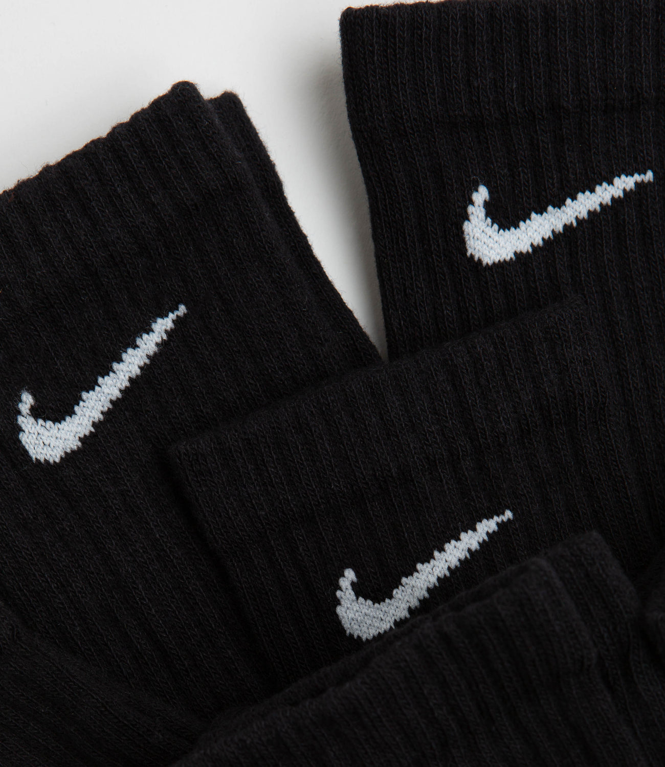 Nike Everyday Cushioned Training Crew Socks (3 Pair) - Black / White ...