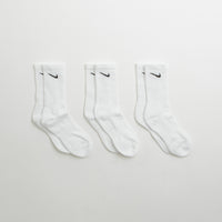 Nike Everyday Cushioned Training Crew Socks (3 Pair) in White and Black thumbnail