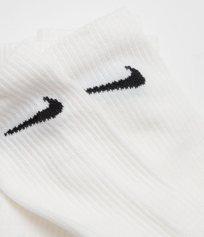 Nike Everyday Elevated Socks (3 Pack) in White