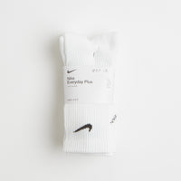 Nike Everyday Plus Cushioned Socks (3 Pack) in White and Black thumbnail