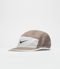 Nike Fly Cap in Mink Brown and Phantom / Black