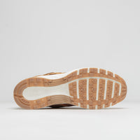 Nike P-6000 SE Shoes in Flax and Flax and Metallic Gold - Sail thumbnail