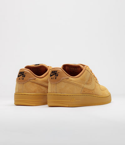 Nike SB Air Force 1 Shoes in Flax and Flax and Black - Gum Light Brown