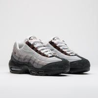 Nike SB Air Max 95 Shoes in Black and Cacao Wow and Anthracite - Light Graphite thumbnail