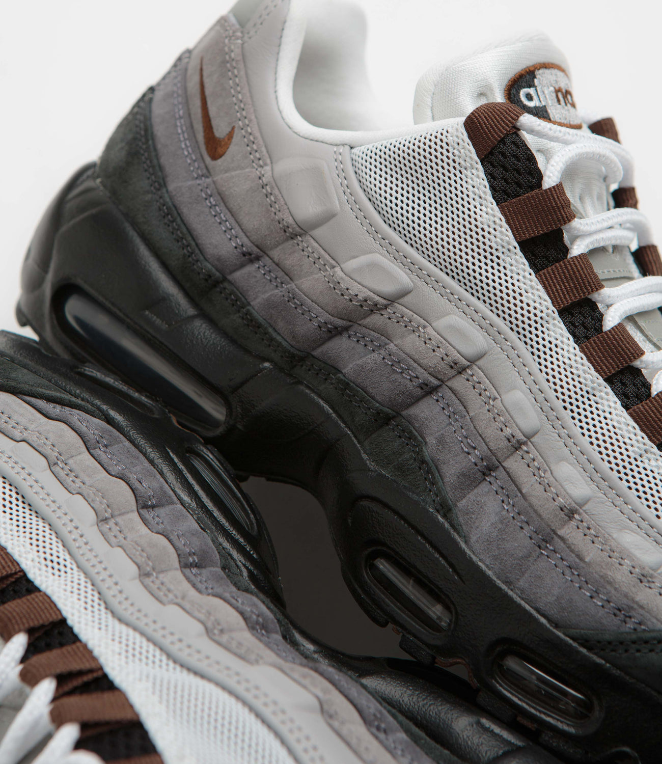 nike air max 95 trainers black anthracite gum brown white