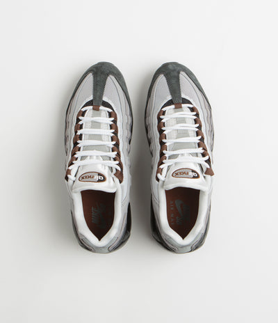 Nike SB Air Max 95 Shoes in Black and Cacao Wow and Anthracite - Light Graphite