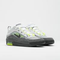 Nike SB Air Max Ishod Shoes in Black and Neon Yellow and Anthracite - Light Graphite thumbnail