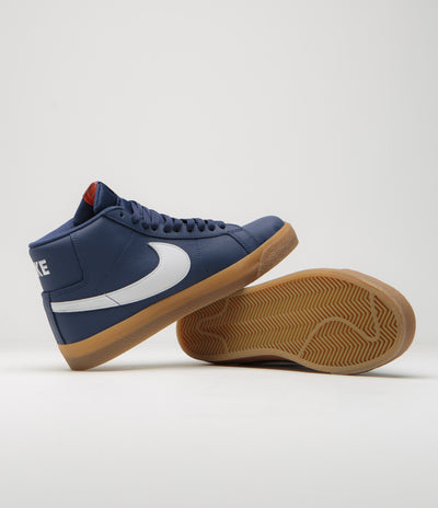 Nike SB Orange Label Blazer Mid Shoes in Navy and White and Navy - Gum Light Brown