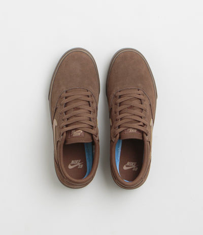Nike SB Chron 2 Shoes in Fauna Brown and Desert Dust and Baroque Brown