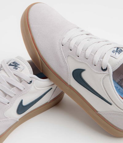 Nike SB Chron 2 Shoes - Vast Grey / Armory Navy - Dark Russet