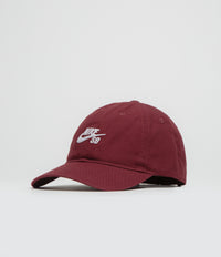 Nike SB Club Cap in Dark Team Red and White