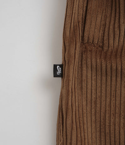 Nike SB Cord Pants - Light British Tan / Armory Navy