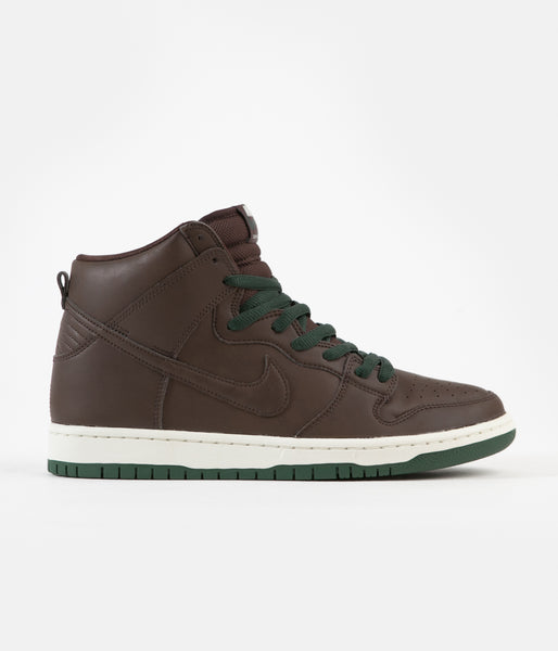 dunk high pro sb quickstrike skate shoes