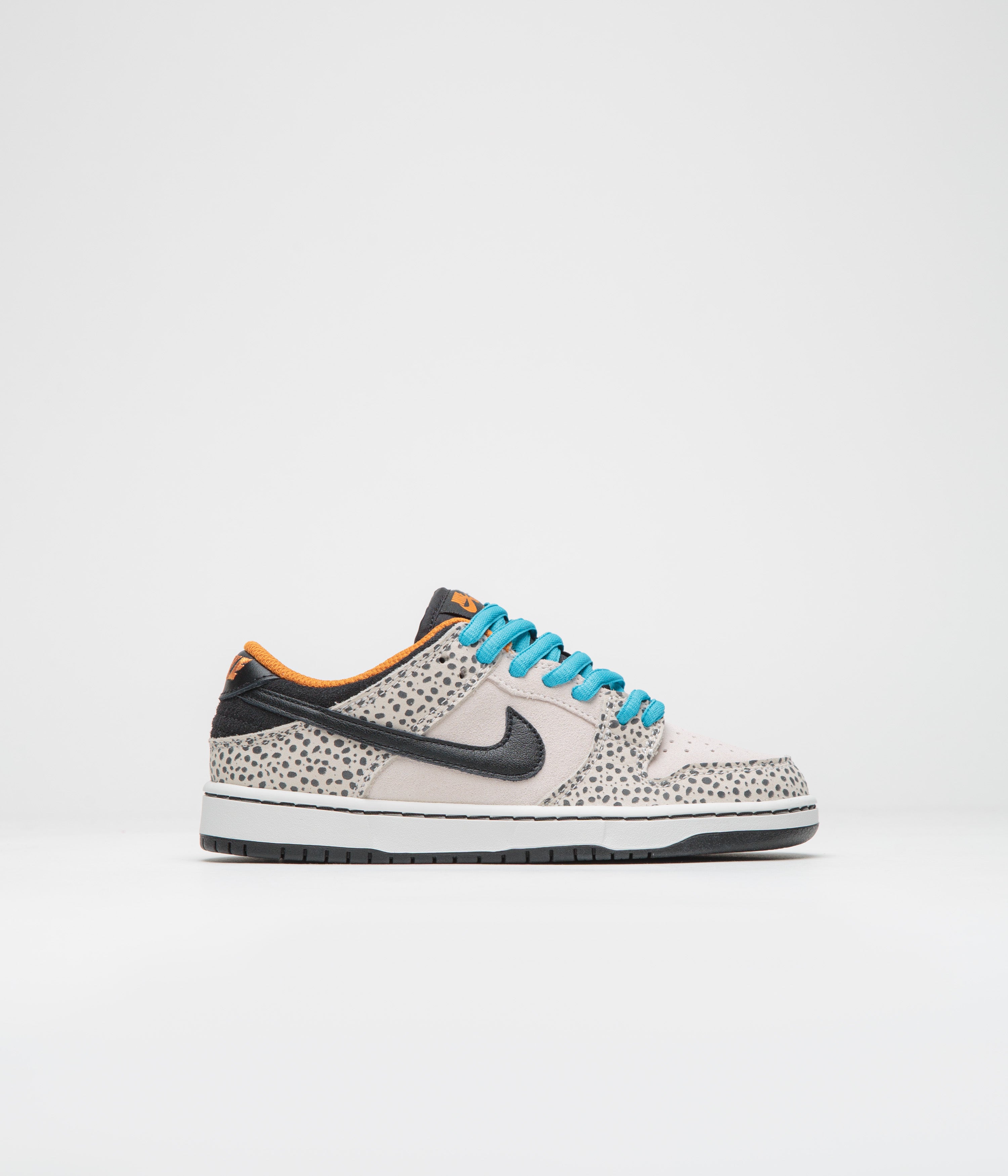 Nike SB Dunk Low Pro Skate Shoes