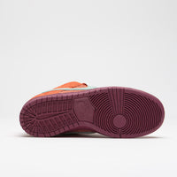 Nike SB Dunk Low Pro Premium Shoes - Mystic Red / Emerald Rise - Rugged Orange thumbnail