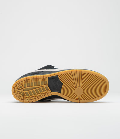 Nike SB Dunk Low Pro Shoes in Black and White and Black - Gum Light Brown - Black