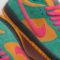 Nike SB Dunk Low Pro Shoes - Green Noise / Watermelon - Light Curry thumbnail