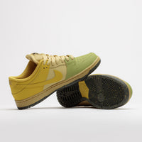 Nike SB Dunk Low Pro Shoes - Saffron Quartz / Saffron Quartz - Pear thumbnail