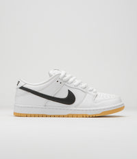 Nike SB Dunk Low Pro Shoes in White and Black and White - Gum Light Brown